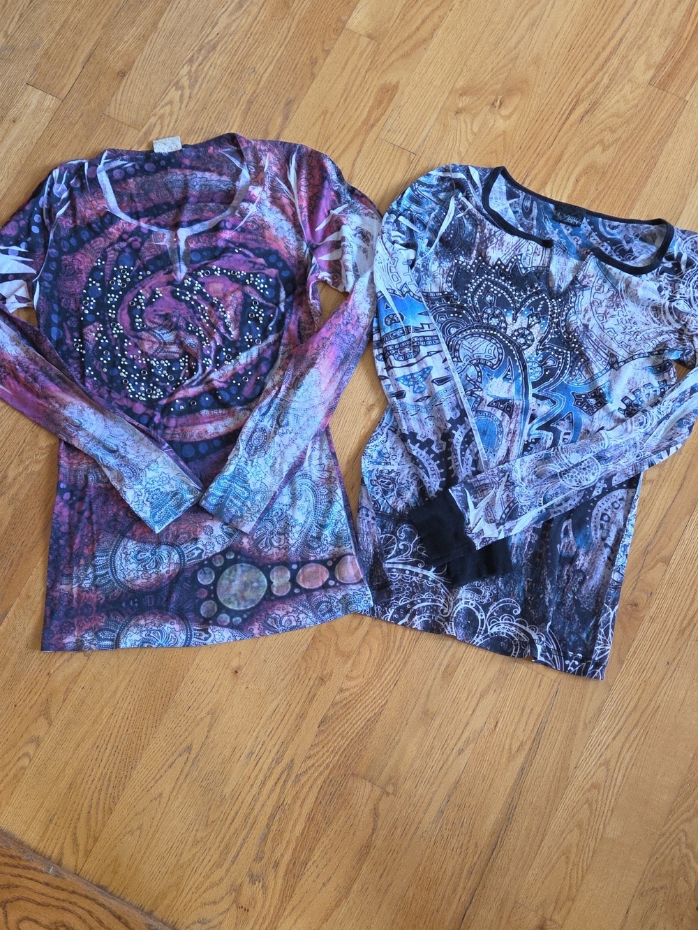 Daytrip Vintage Women's Long Sleeve Printed Tops in Purple & Blue Mix